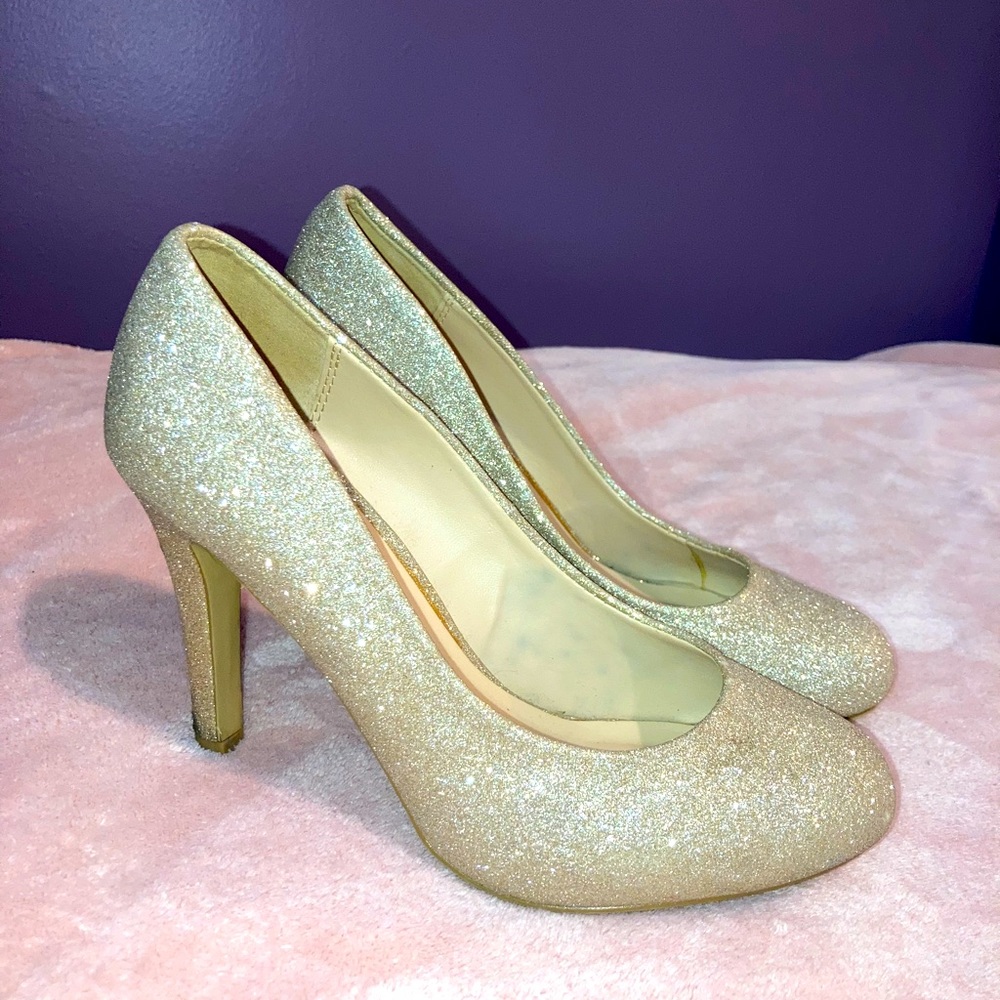 Kelly & Katie Gold Glitter Heels